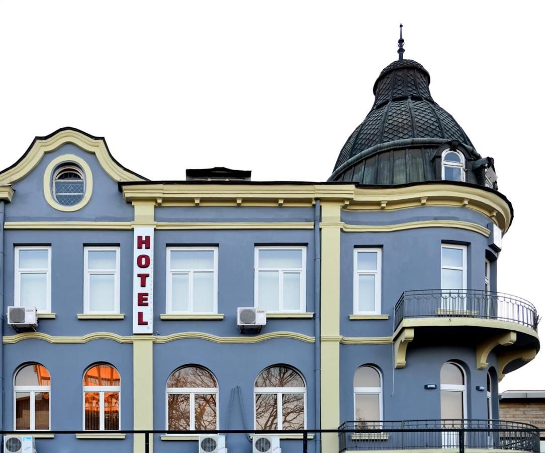 Отель Hotel Cascade Плевен-9